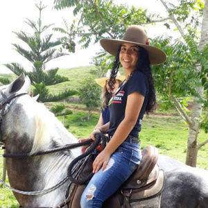 Meet your Posher, Suzana